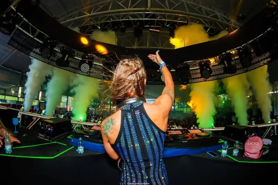 MIRACLE BANNER PHOTO